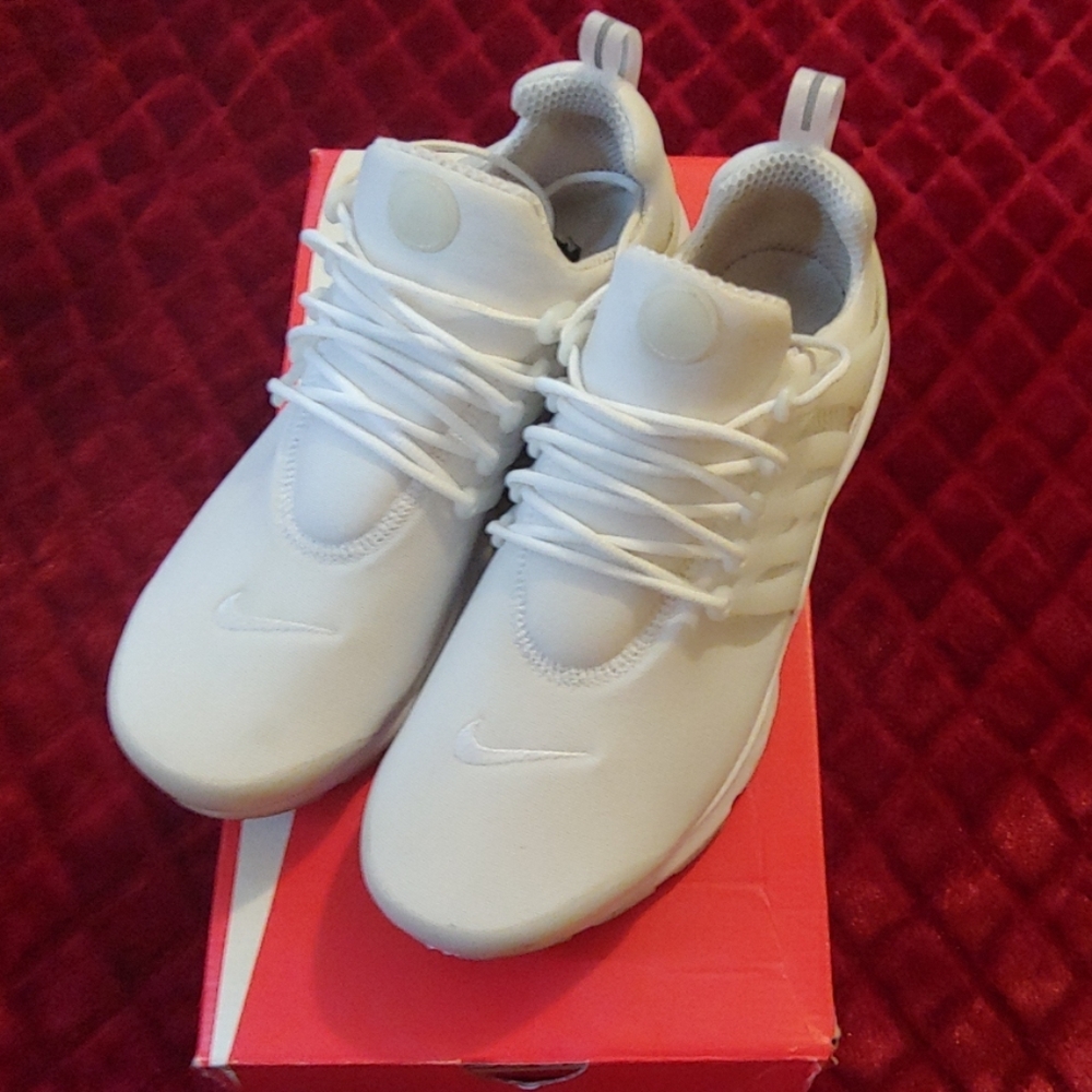 Nike Air Presto Essential